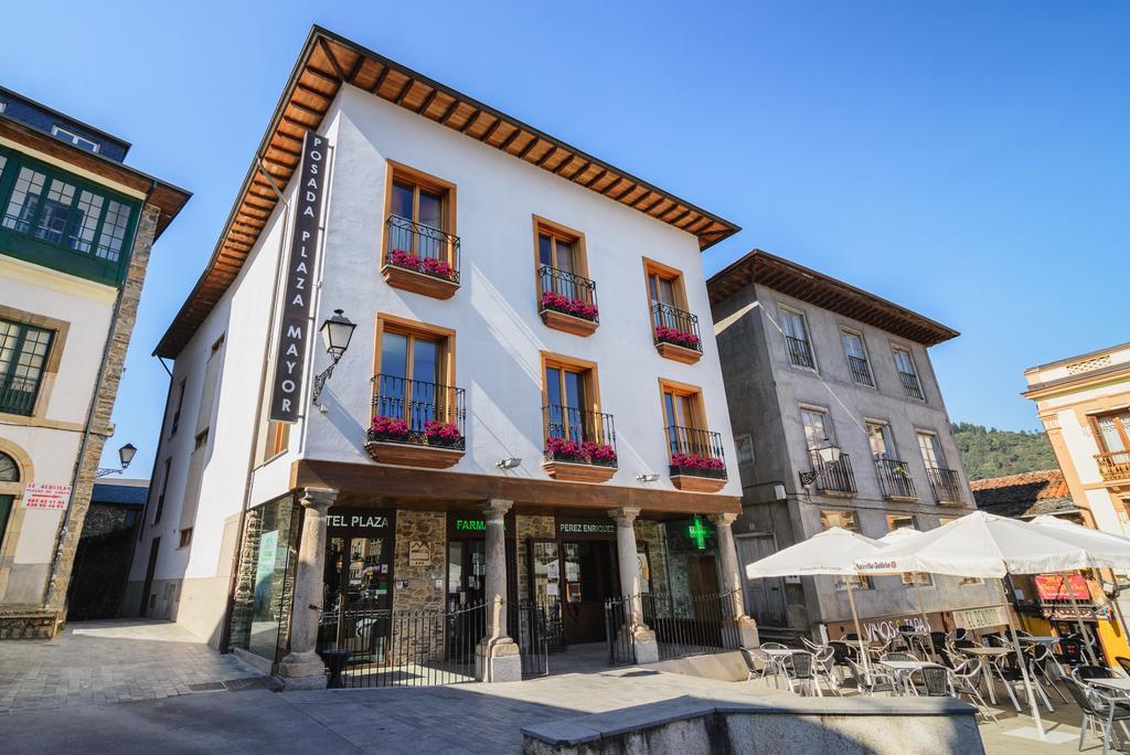 Plaza Mayor Вилафранка дел Биерсо Екстериор снимка